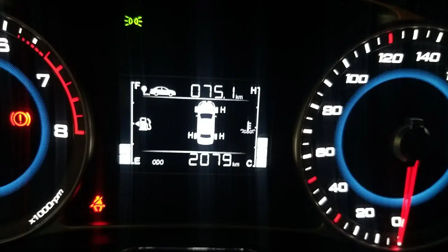 کوییک R دنده‌ای - 1404