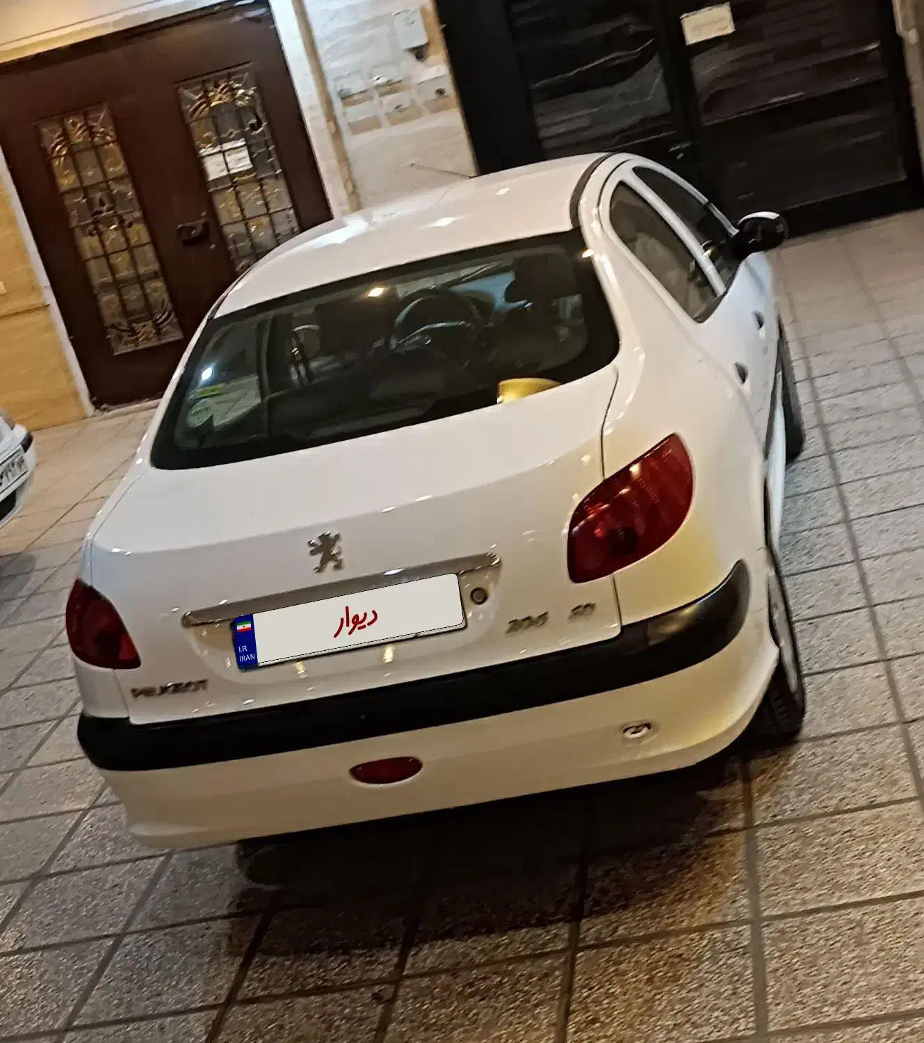 پژو ۲۰۶ صندوق دار v8 - 1399