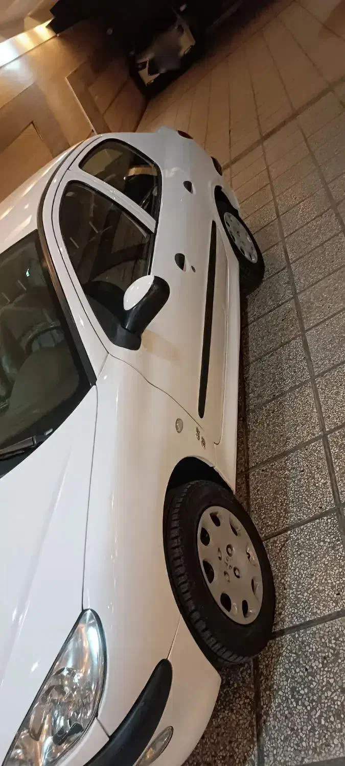 پژو ۲۰۶ صندوق دار v8 - 1399