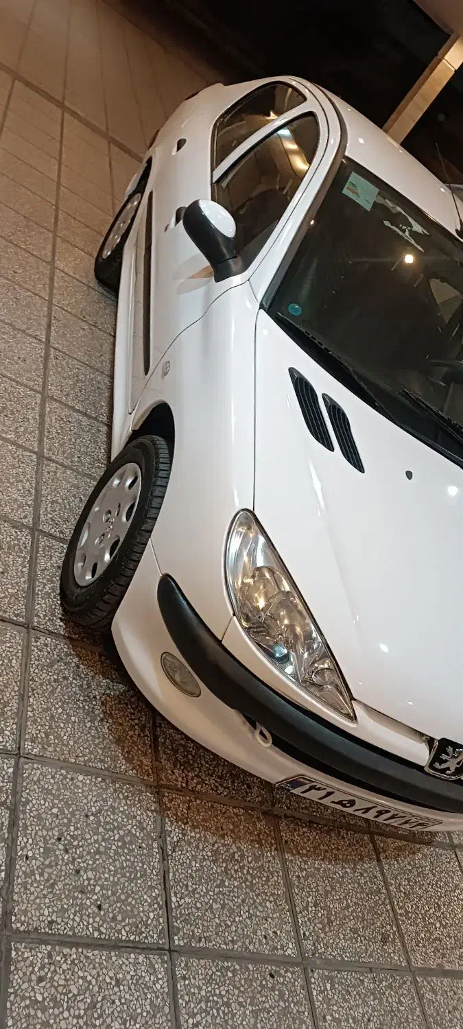 پژو ۲۰۶ صندوق دار v8 - 1399