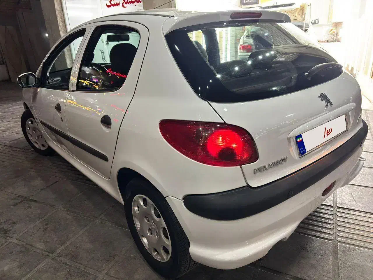 پژو 206 تیپ 5 - 1396