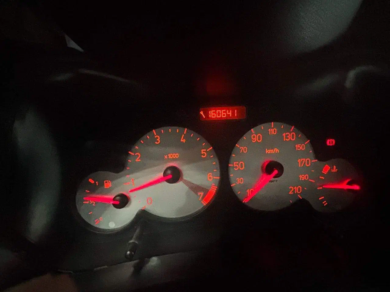 پژو 206 تیپ 5 - 1396