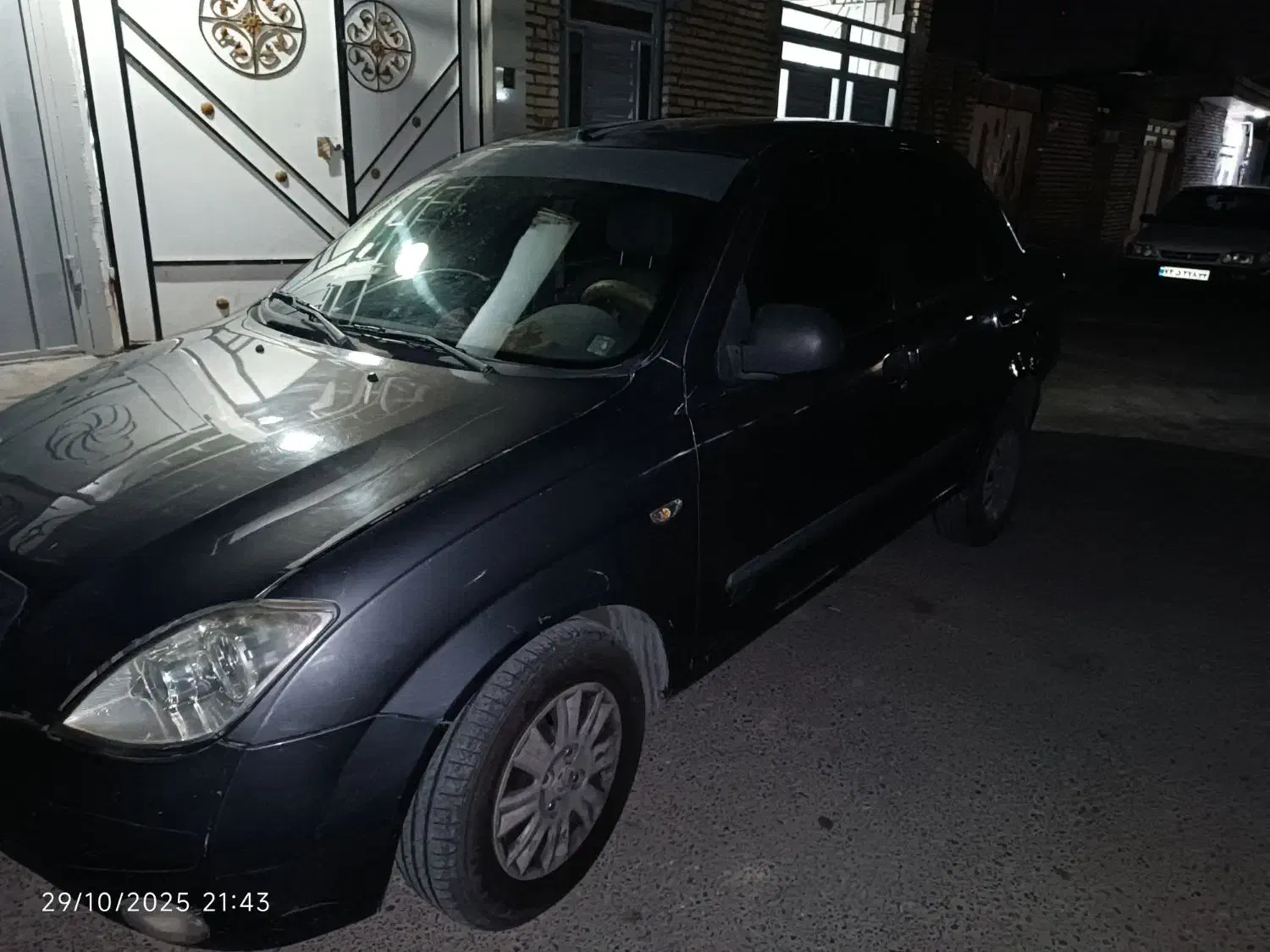 تیبا صندوق دار SX - 1393