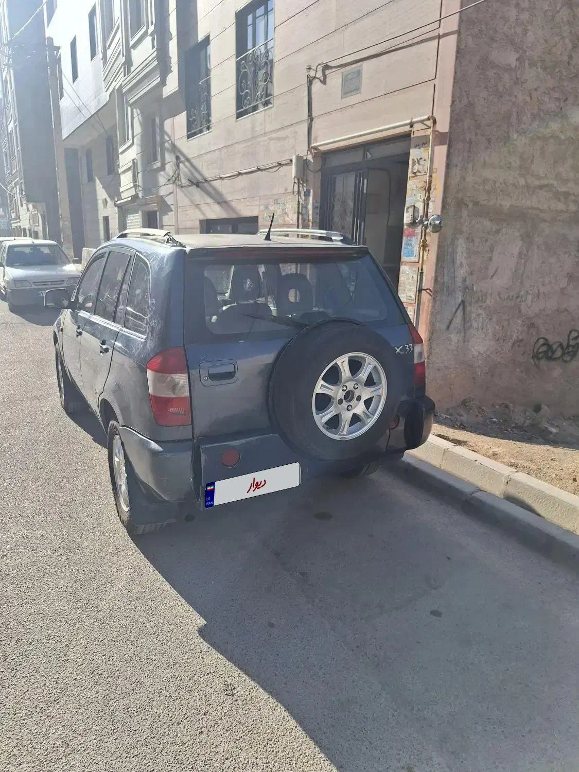 خودرو ام وی ام، X33 آگهی ann_20922162