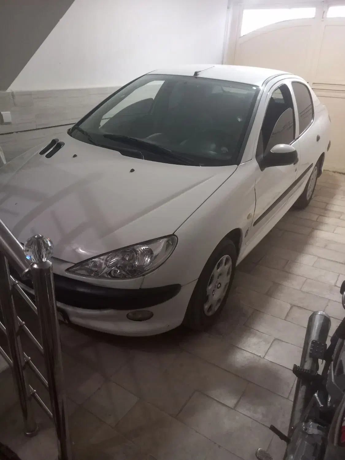 پژو ۲۰۶ صندوق دار v8 - 1394