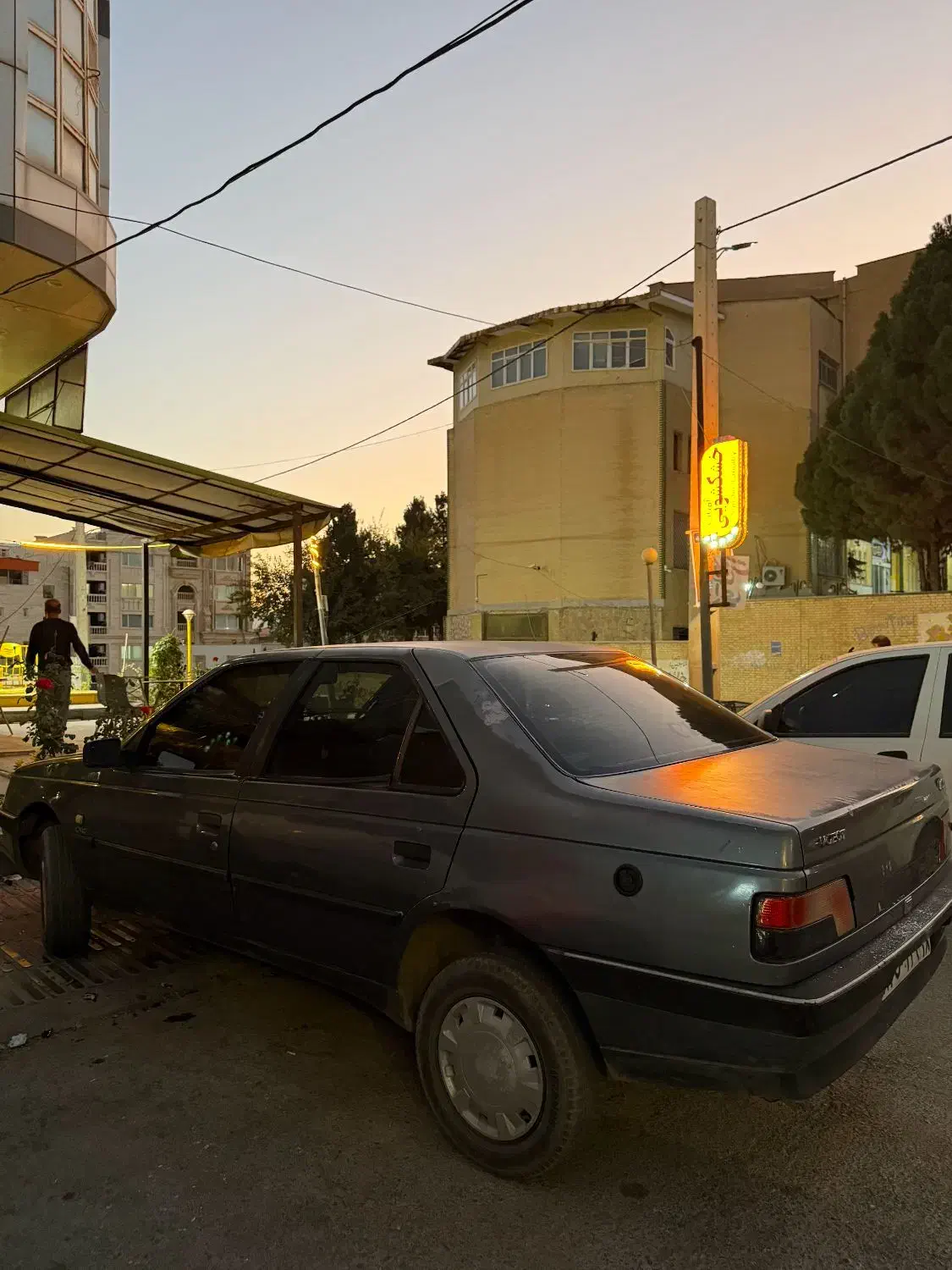 پژو 405 GLX - دوگانه سوز - 1388