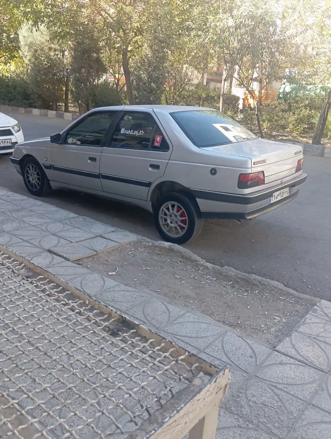 پژو 405 GLX - 1389