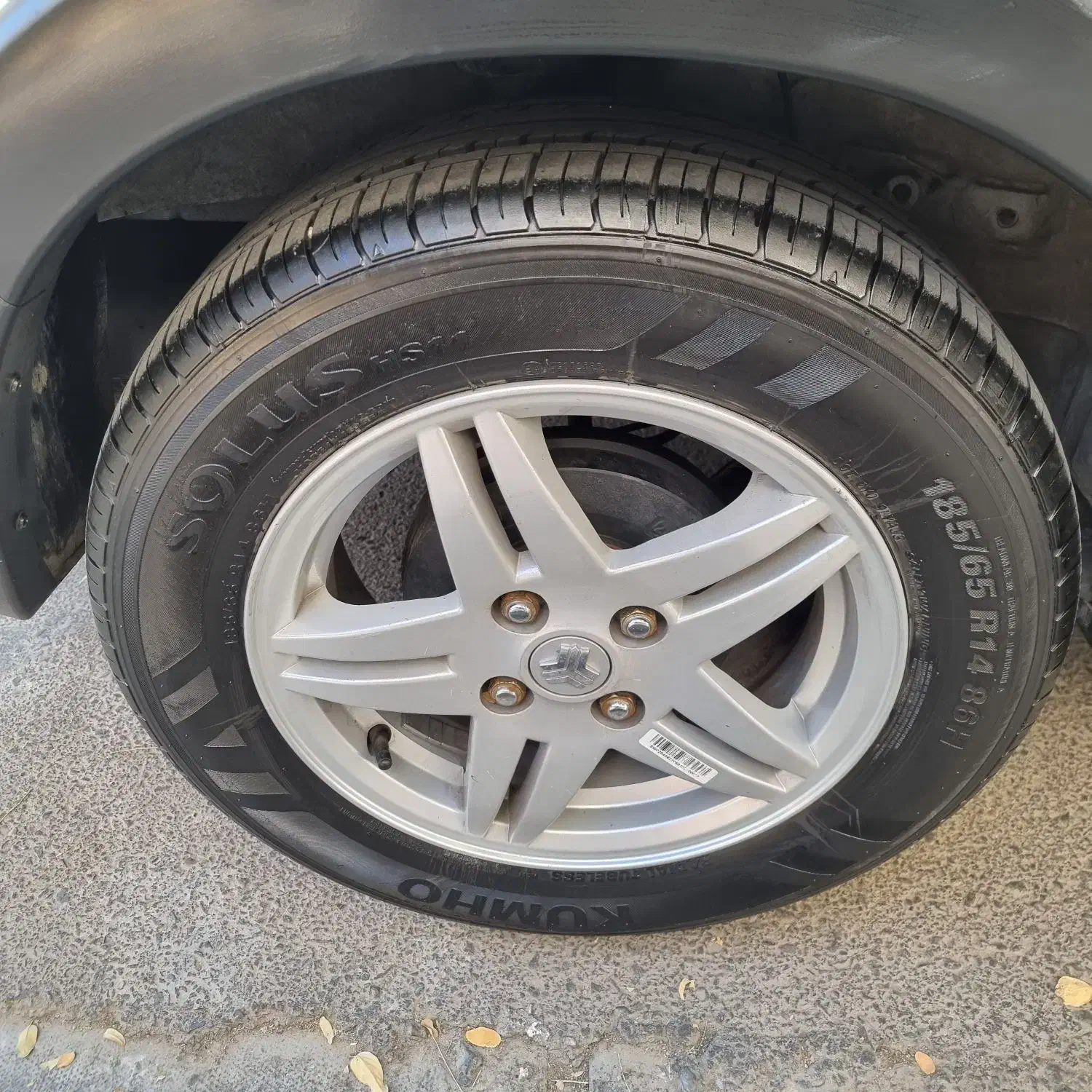 کوییک R دنده‌ای - 1402