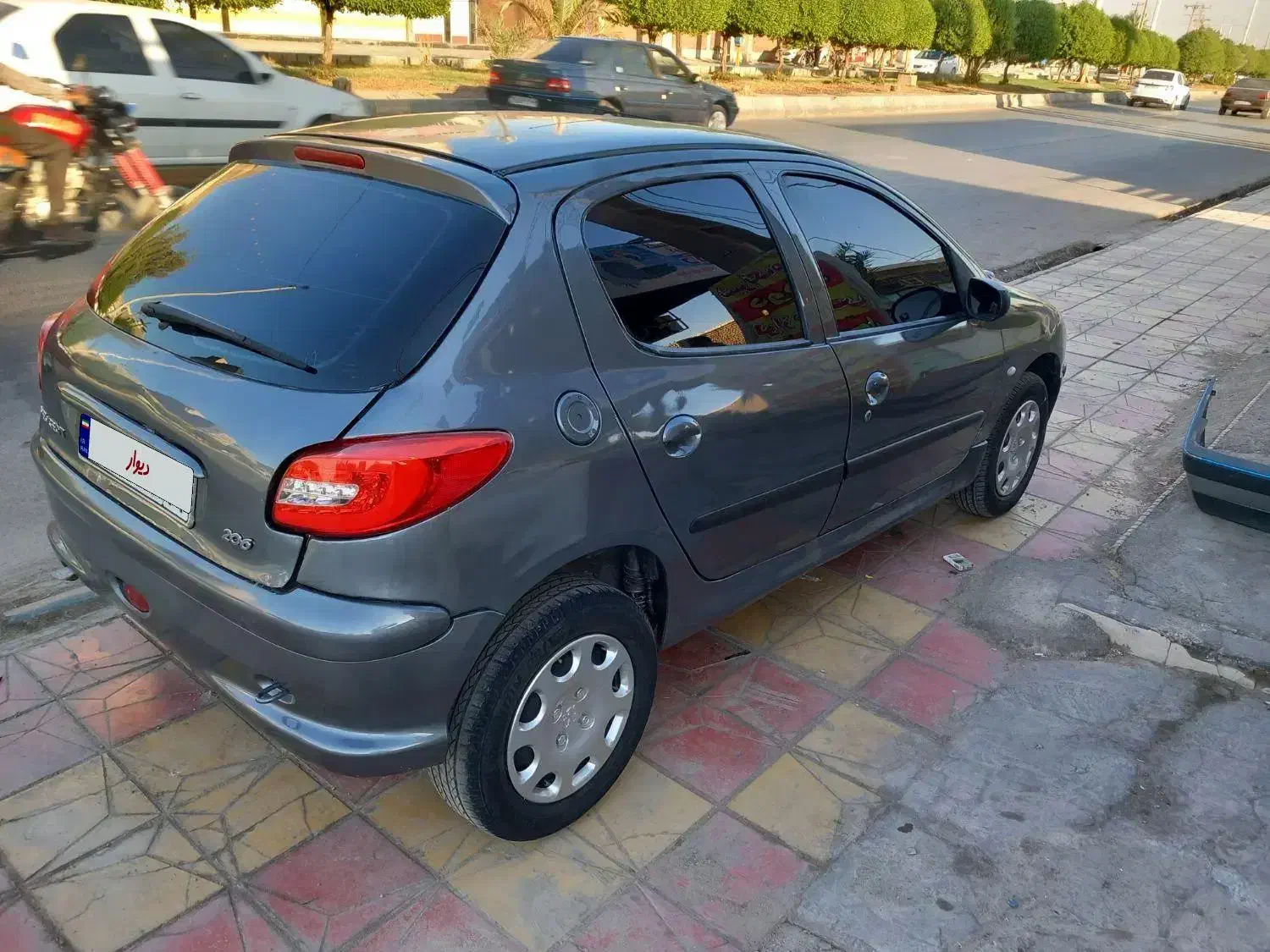 پژو 206 تیپ 2 - 1385