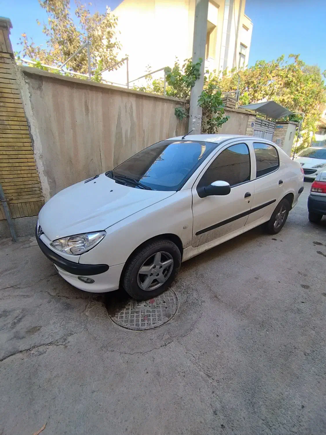 پژو ۲۰۶ صندوق دار v8 - 1390