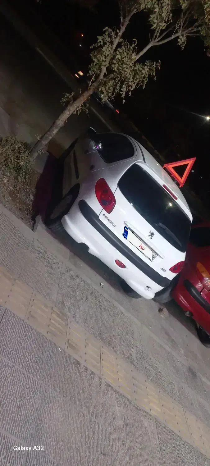 پژو 206 تیپ 2 - 1398