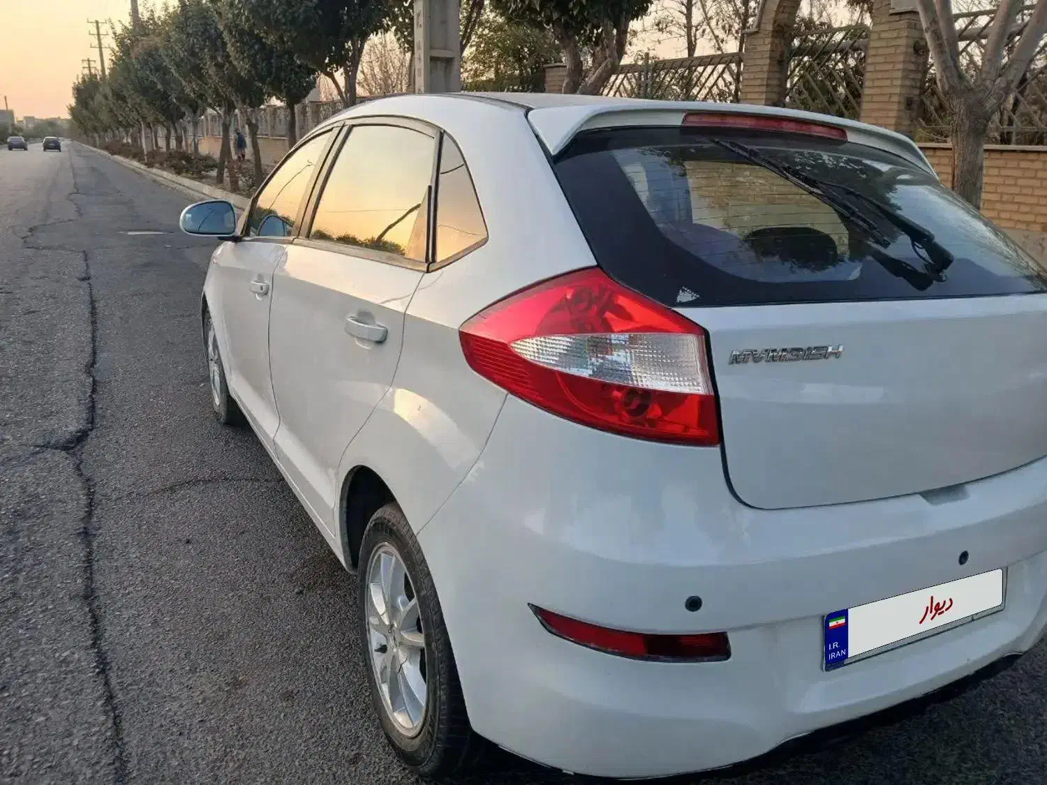 خودرو ام وی ام، 315 هاچ بک آگهی ann_20928186