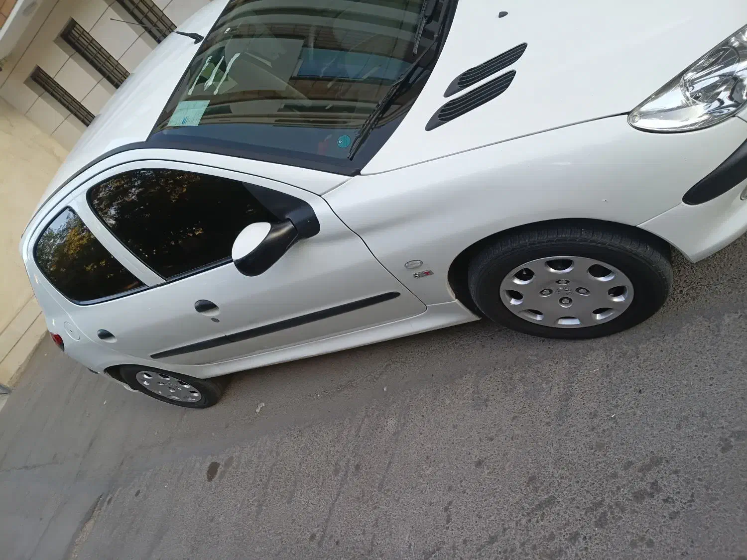 پژو 206 تیپ 5 - 1396