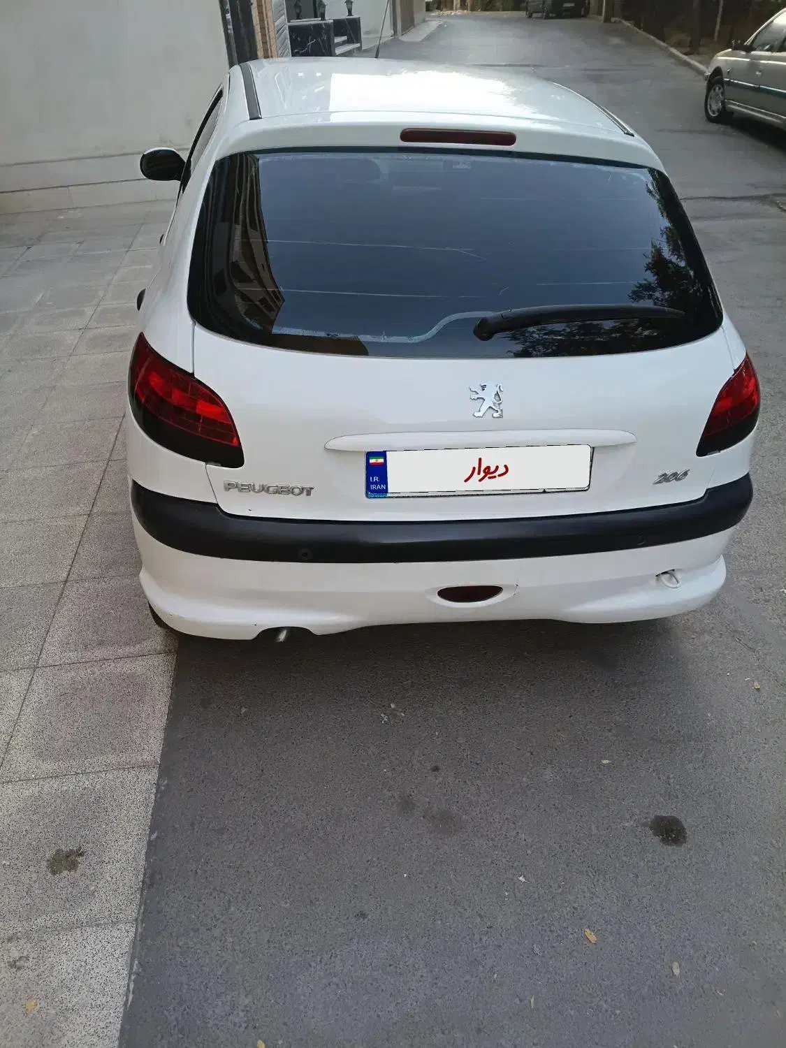 پژو 206 تیپ 5 - 1396