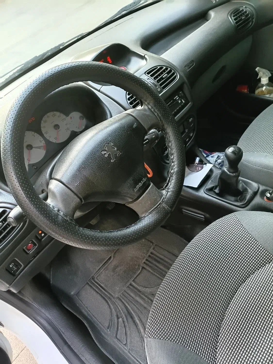 پژو 206 تیپ 5 - 1396