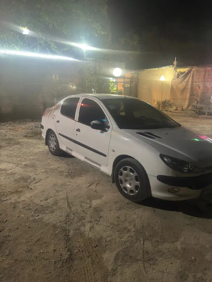 پژو ۲۰۶ صندوق دار v8 - 1395