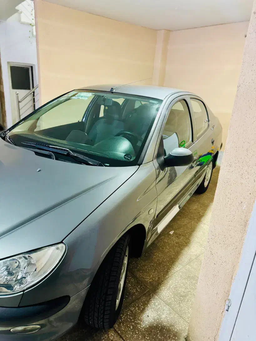 پژو ۲۰۶ صندوق دار v8 - 1398