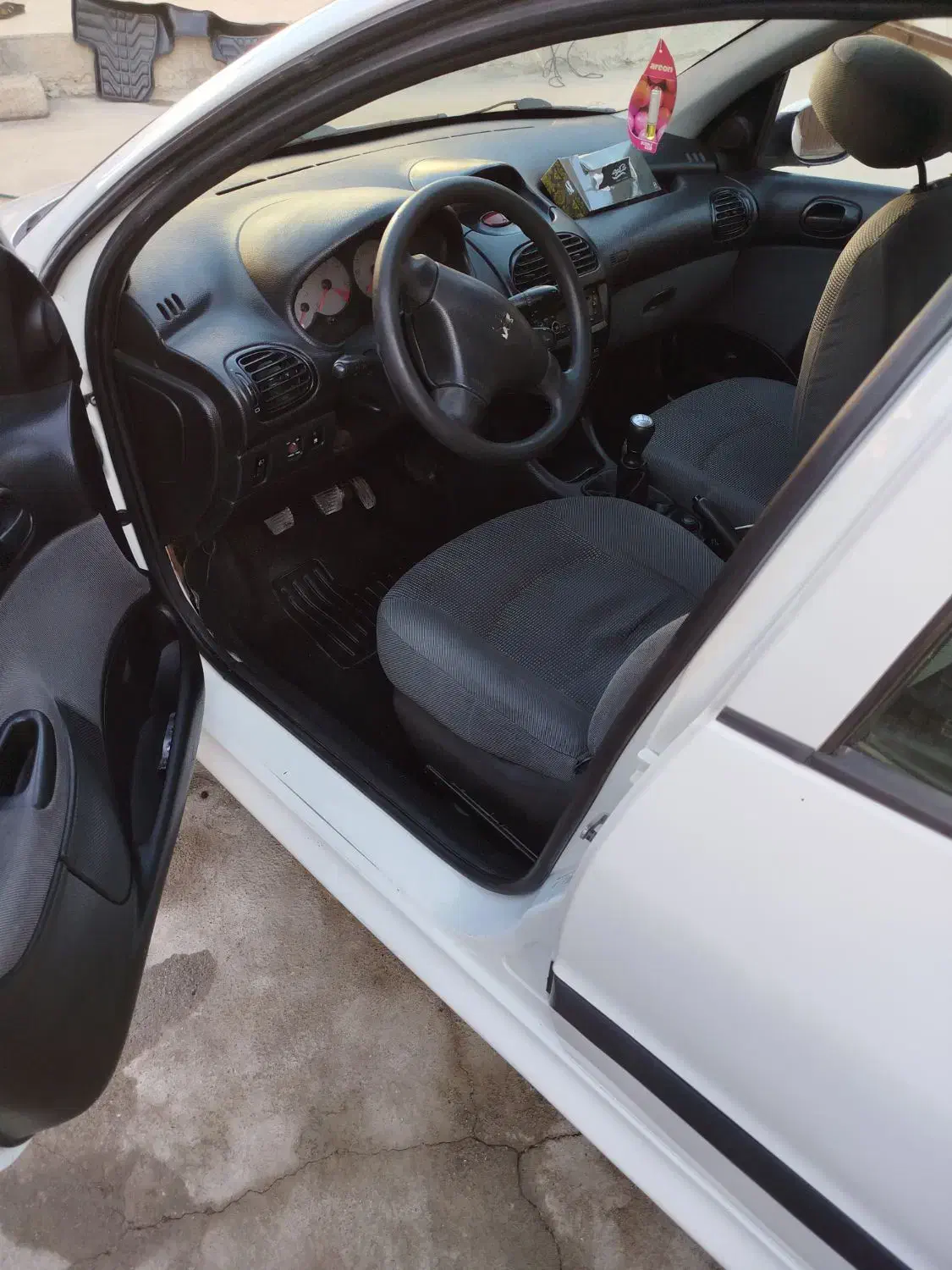 پژو 206 تیپ 5 - 1394