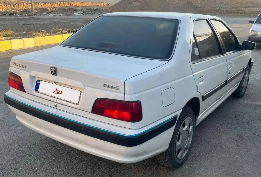 پژو پارس XU7P - 1402