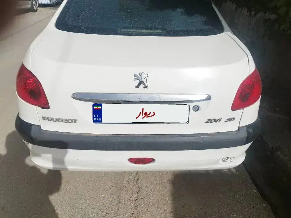 خودرو پژو، ۲۰۶ صندوق دار آگهی ann_20928392