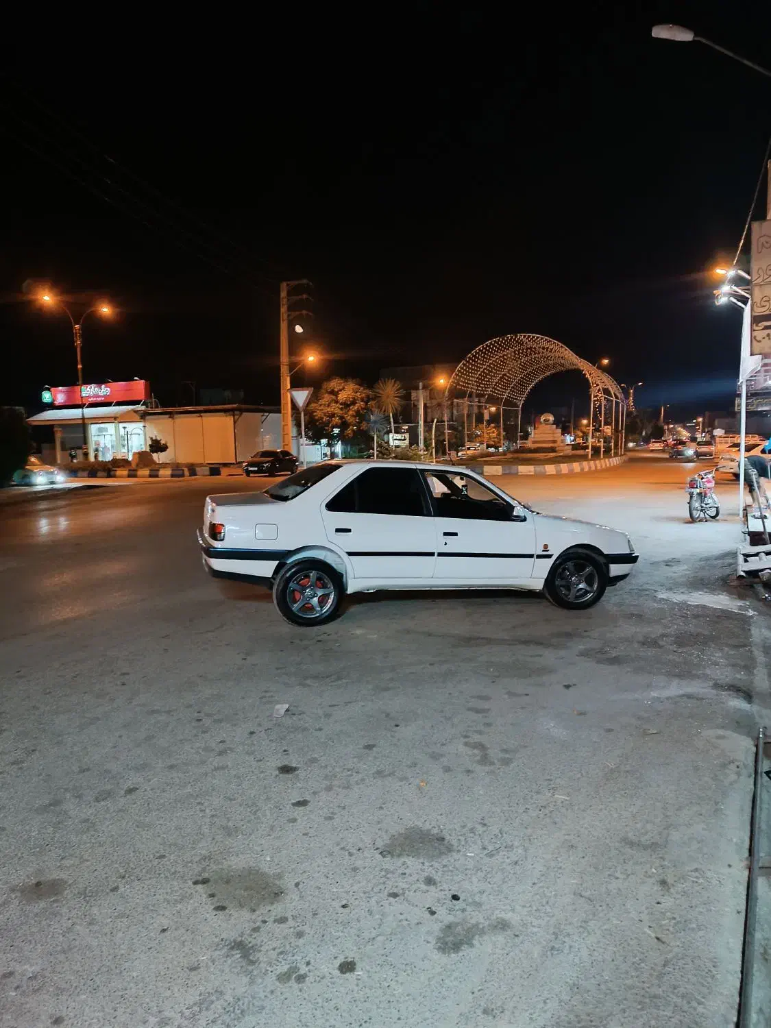 پژو 405 GLX - 1384