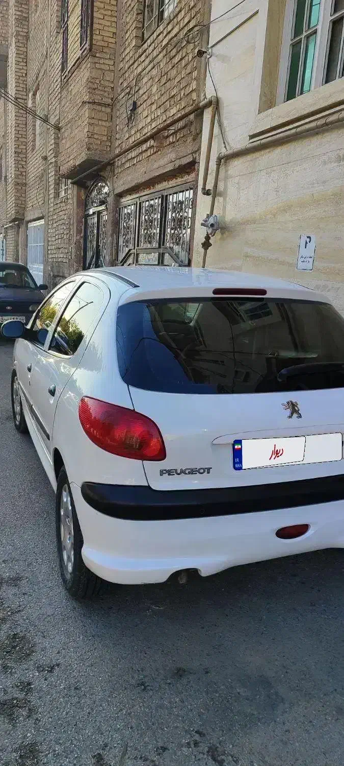 پژو 206 تیپ 2 - 1396