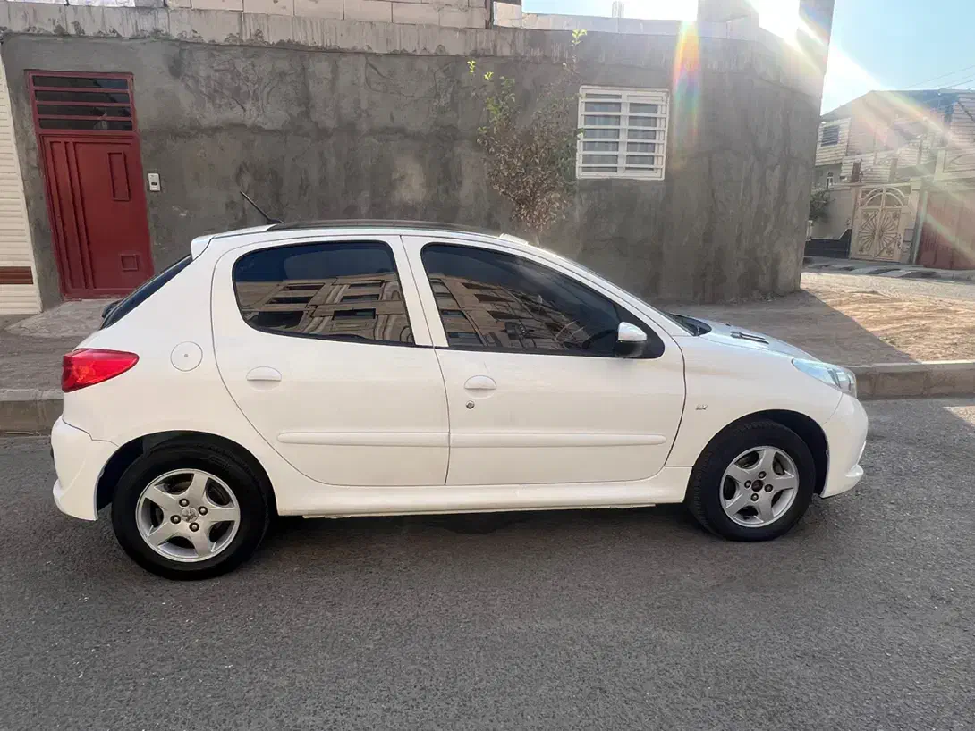 پژو 207 پانوراما دنده‌ای - 1401