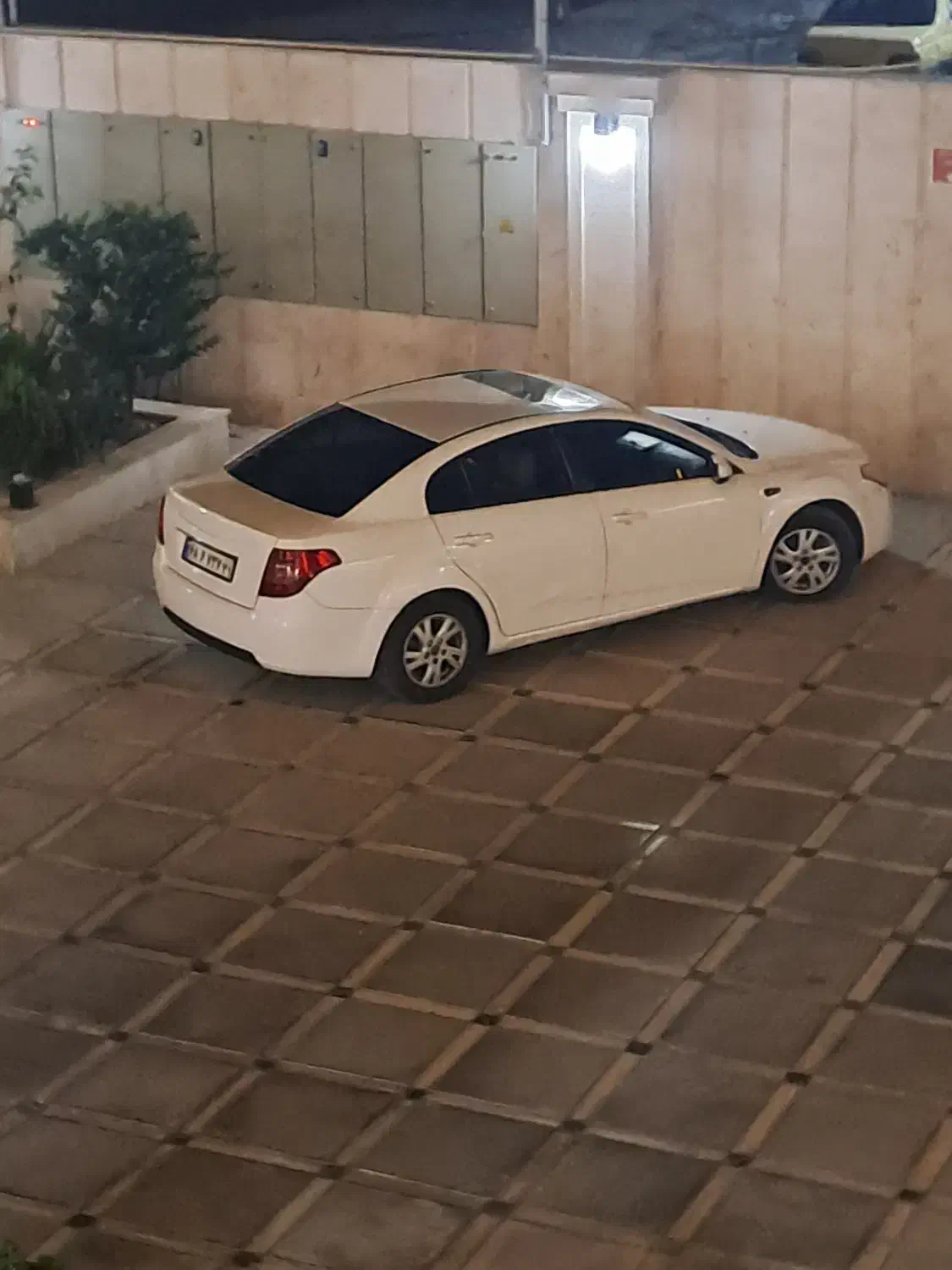 خودرو بسترن، B50 آگهی ann_20928680