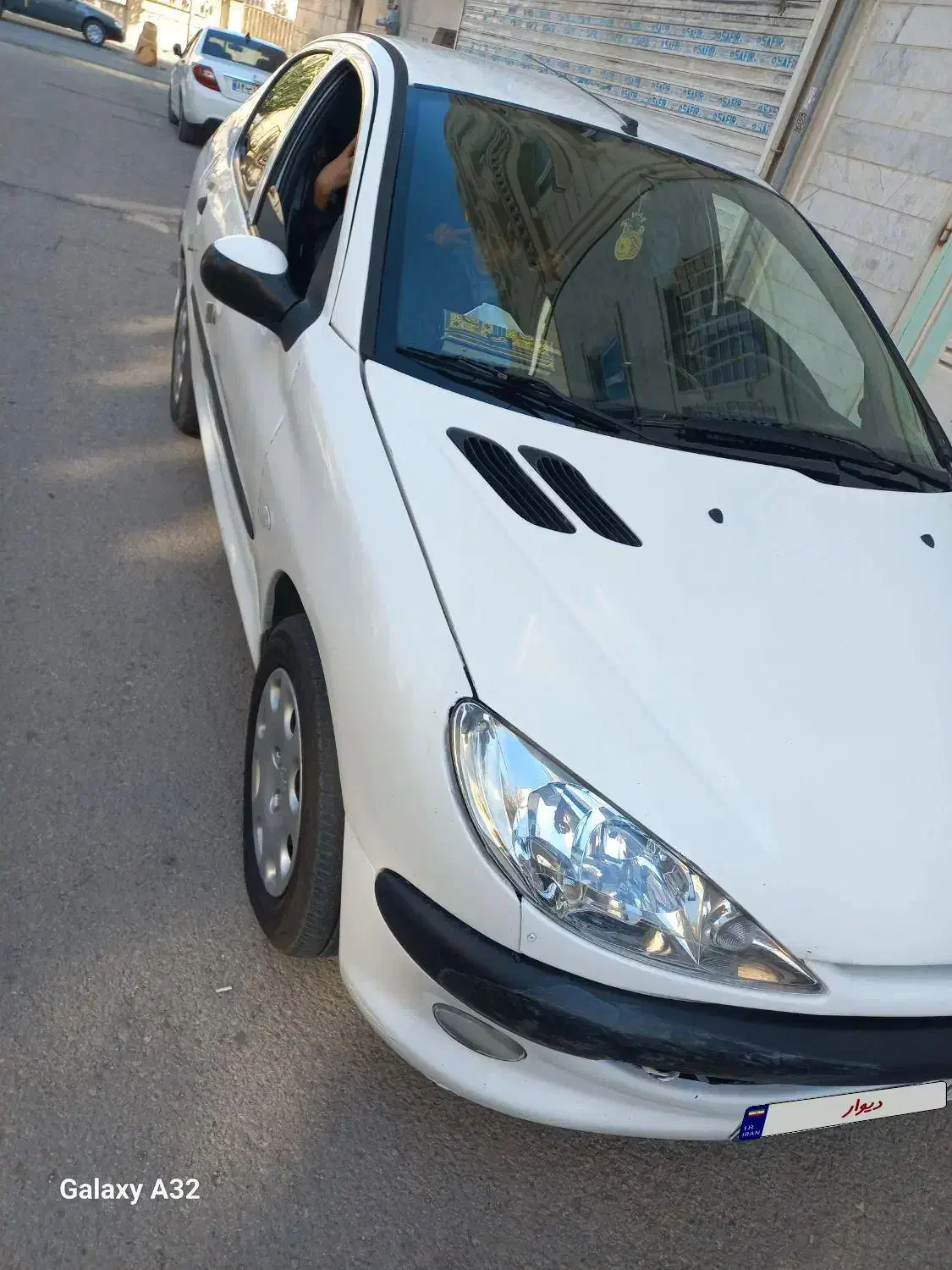 پژو ۲۰۶ صندوق دار v8 - 1394