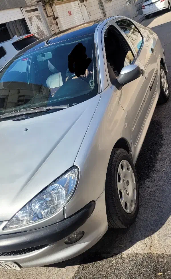 خودرو پژو، ۲۰۶ صندوق دار آگهی ann_20928776