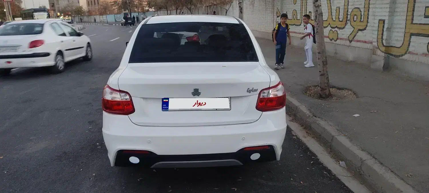 ساینا S دنده‌ای دوگانه سوز - 1402