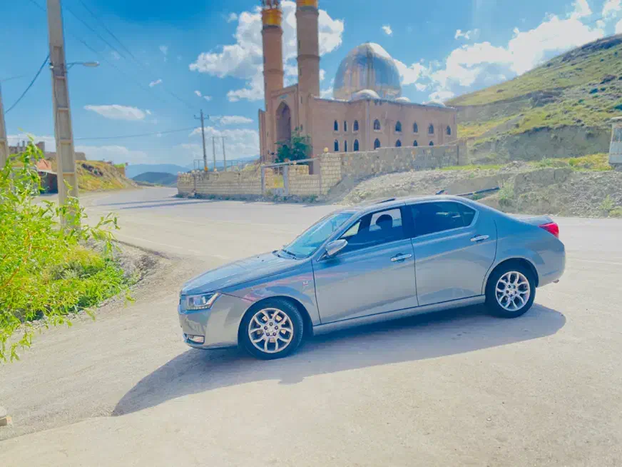 دنا پلاس توربو ۵ دنده 4 ایربگ - 1397