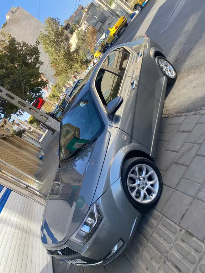 دنا پلاس توربو ۵ دنده 4 ایربگ - 1397