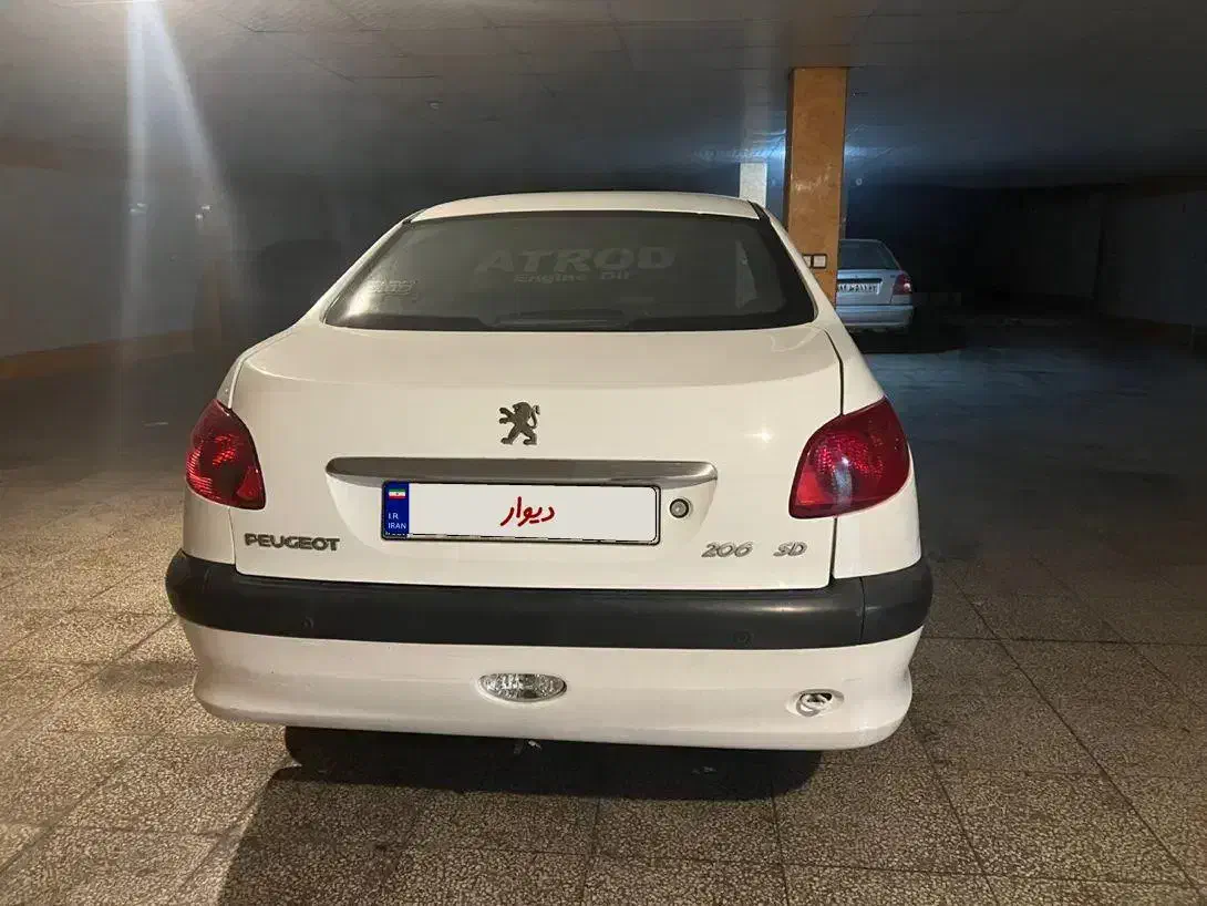 پژو ۲۰۶ صندوق دار v8 - 1393