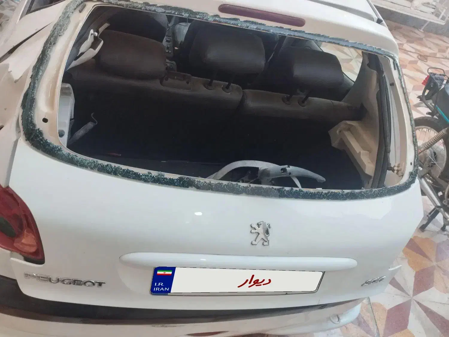 پژو 206 تیپ 5 - 1395