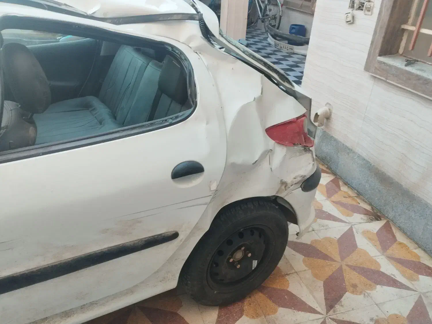 پژو 206 تیپ 5 - 1395