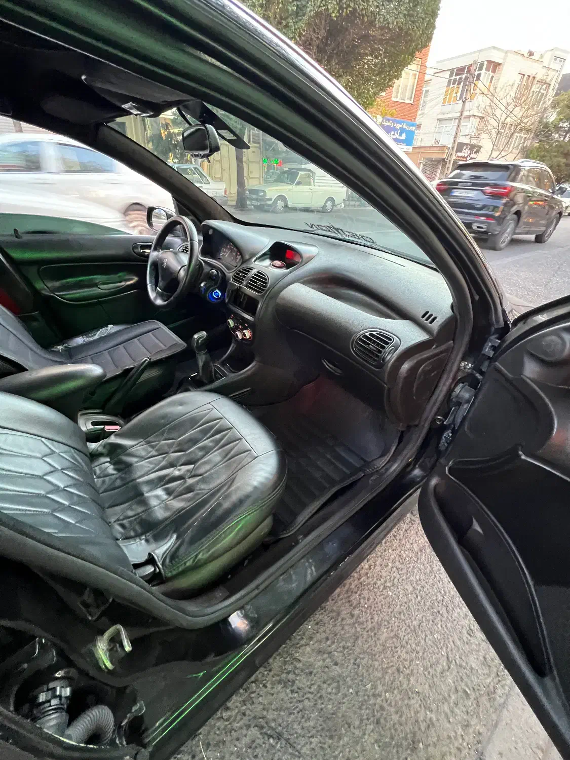 پژو 206 تیپ 3 - 1382