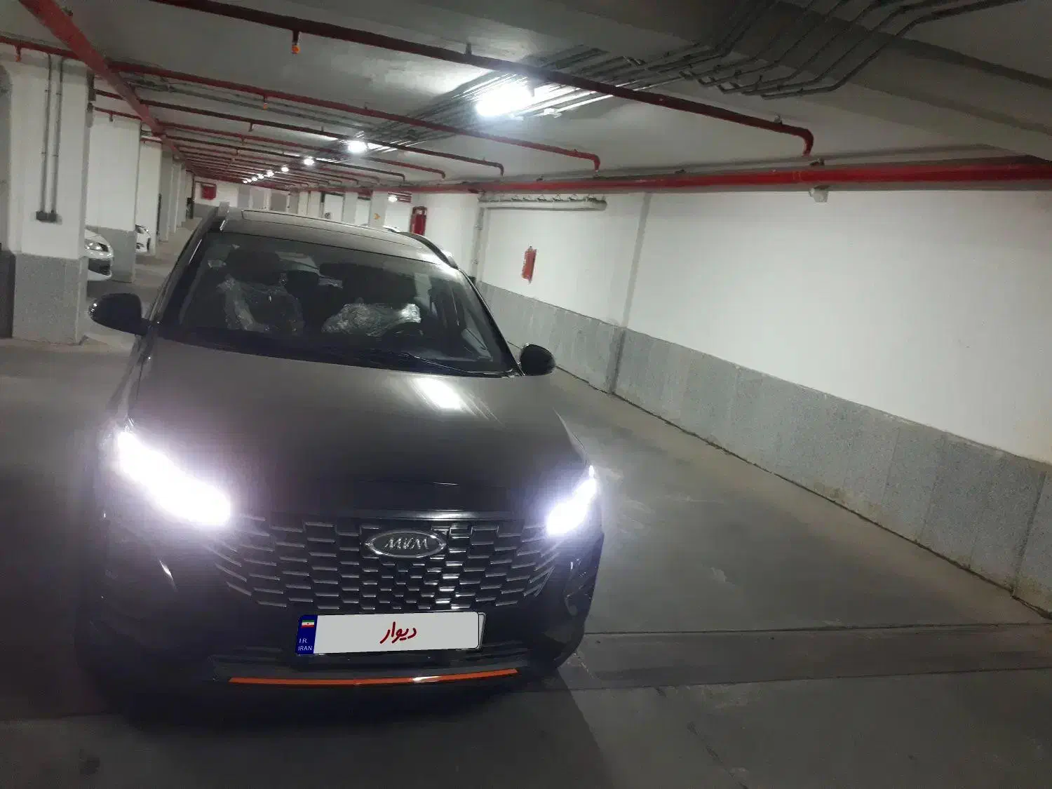 خودرو ام وی ام، X33 آگهی ann_20929116