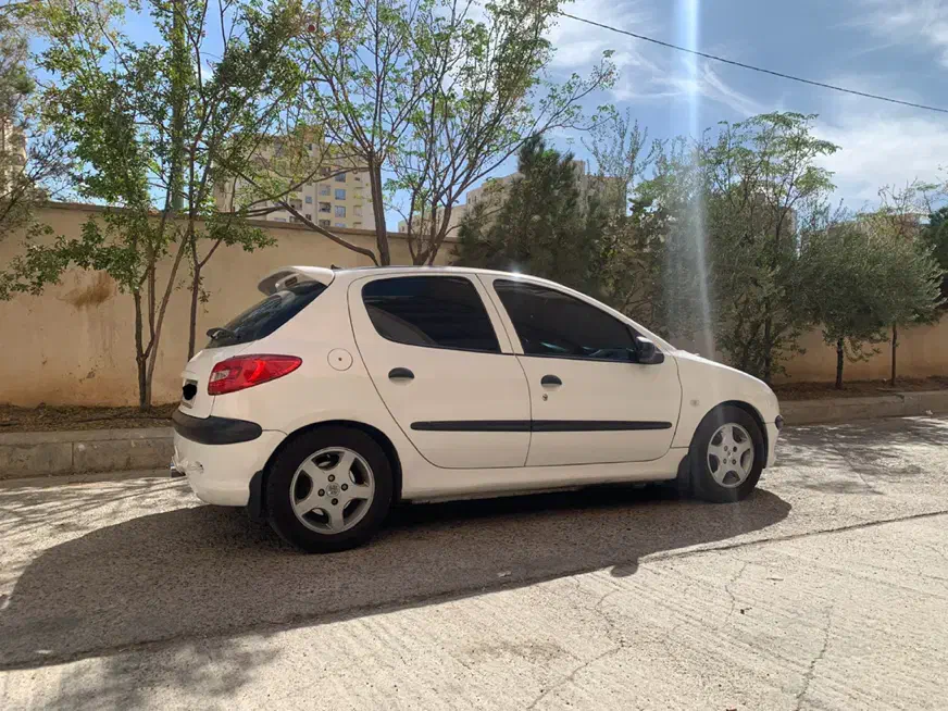 پژو 206 تیپ 5 - 1392