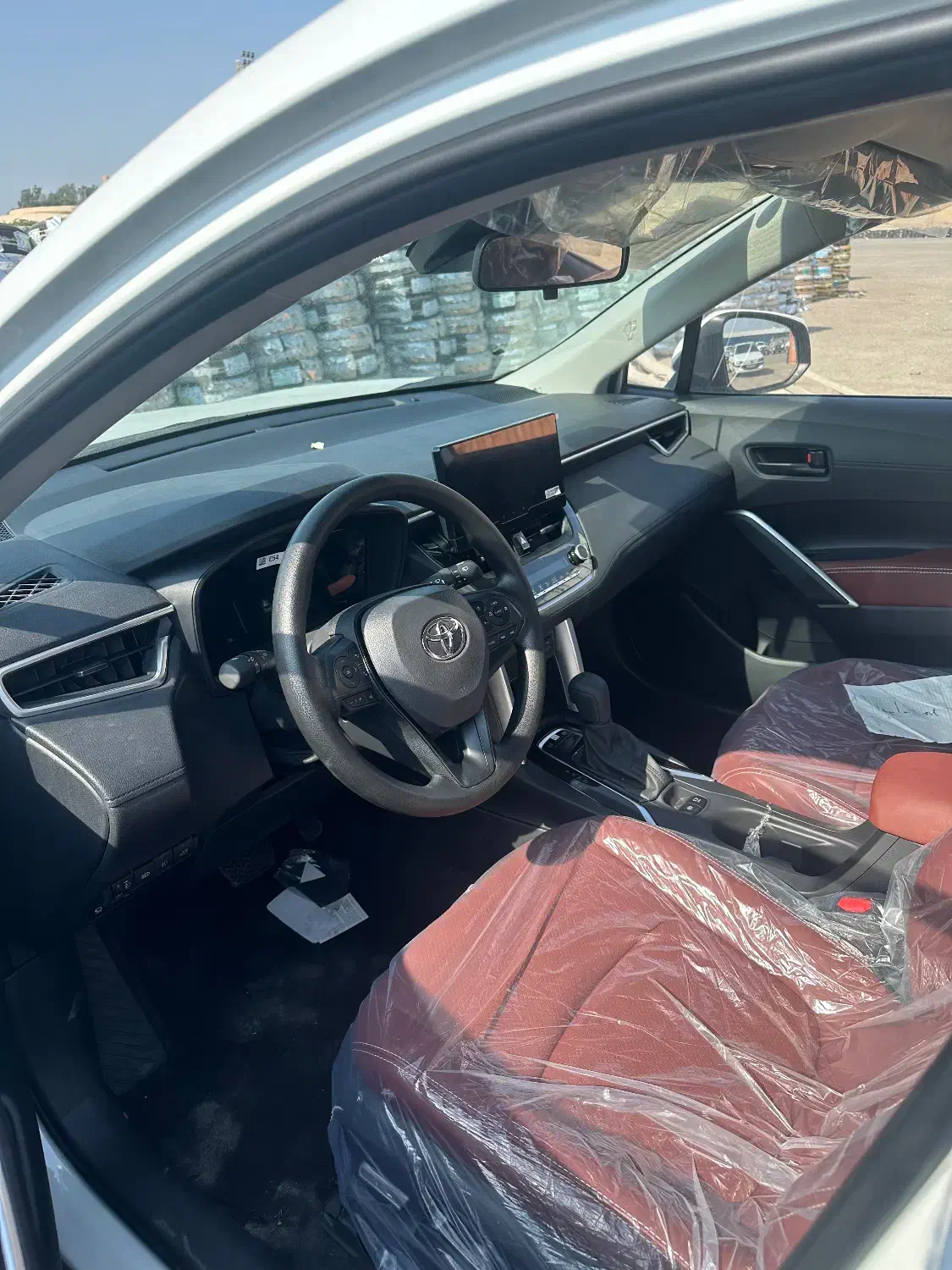 خودرو تویوتا، کرولا کراس آگهی ann_20929204