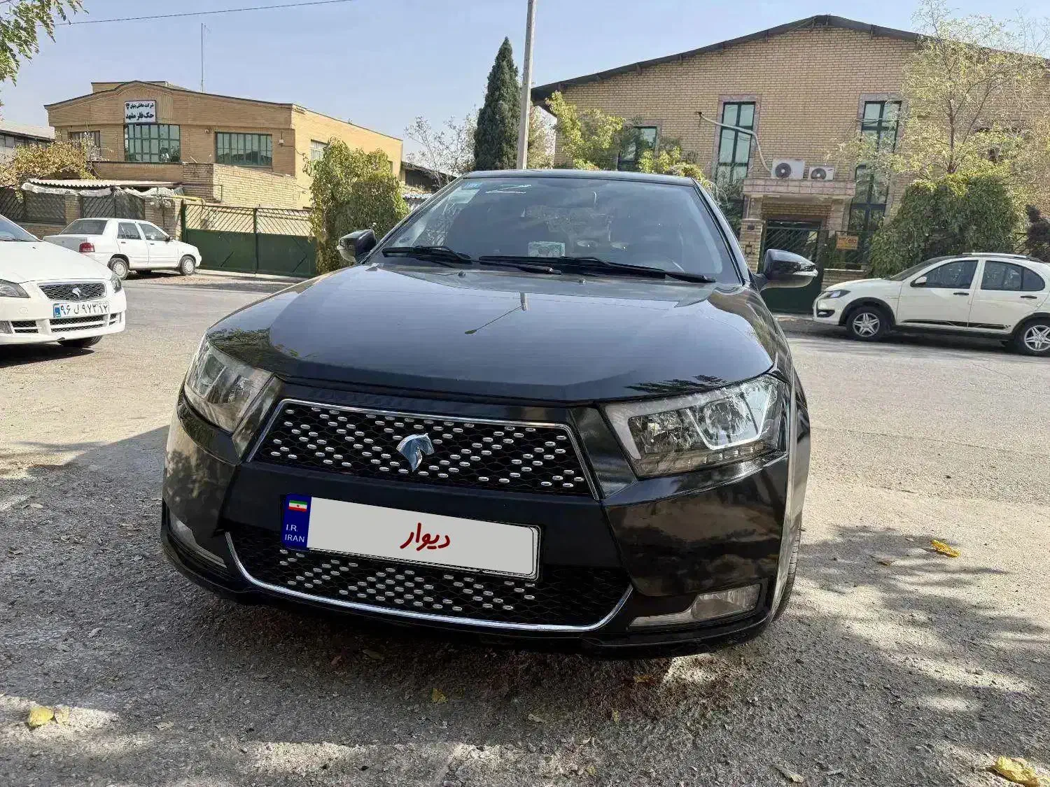 دنا پلاس تیپ ۲ سانروف ۴ ایربگ - 1401