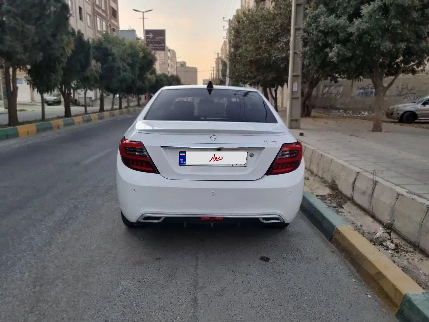 دنا پلاس ۵ دنده EF7 - 1402