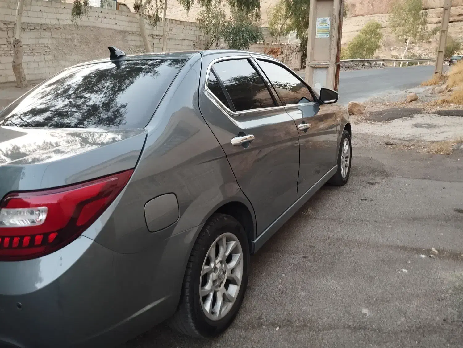 دنا پلاس توربو اتوماتیک - 1400