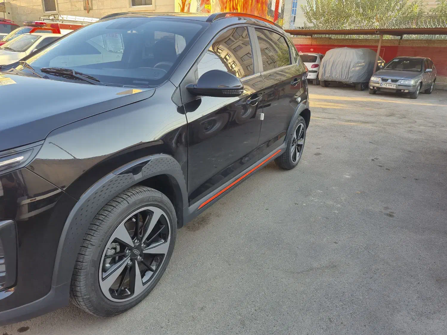 ام وی ام X33 کراس دنده‌ای - 1403