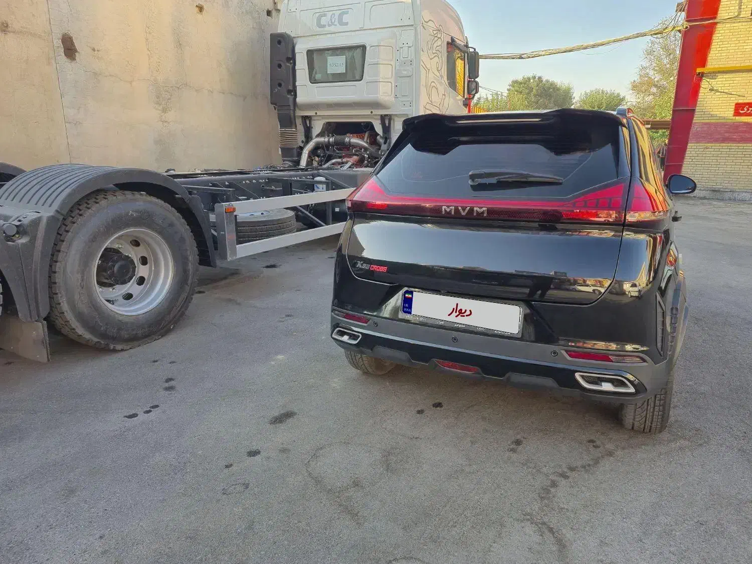 ام وی ام X33 کراس دنده‌ای - 1403