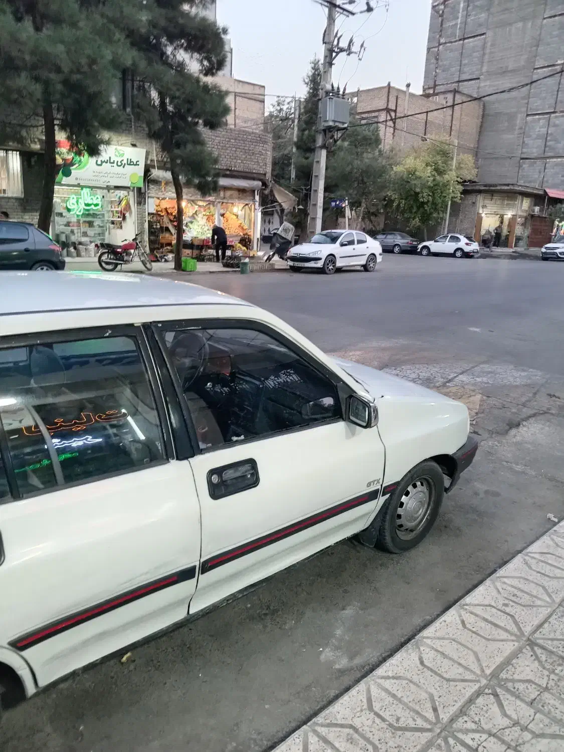 پراید صبا بنزینی - 1377