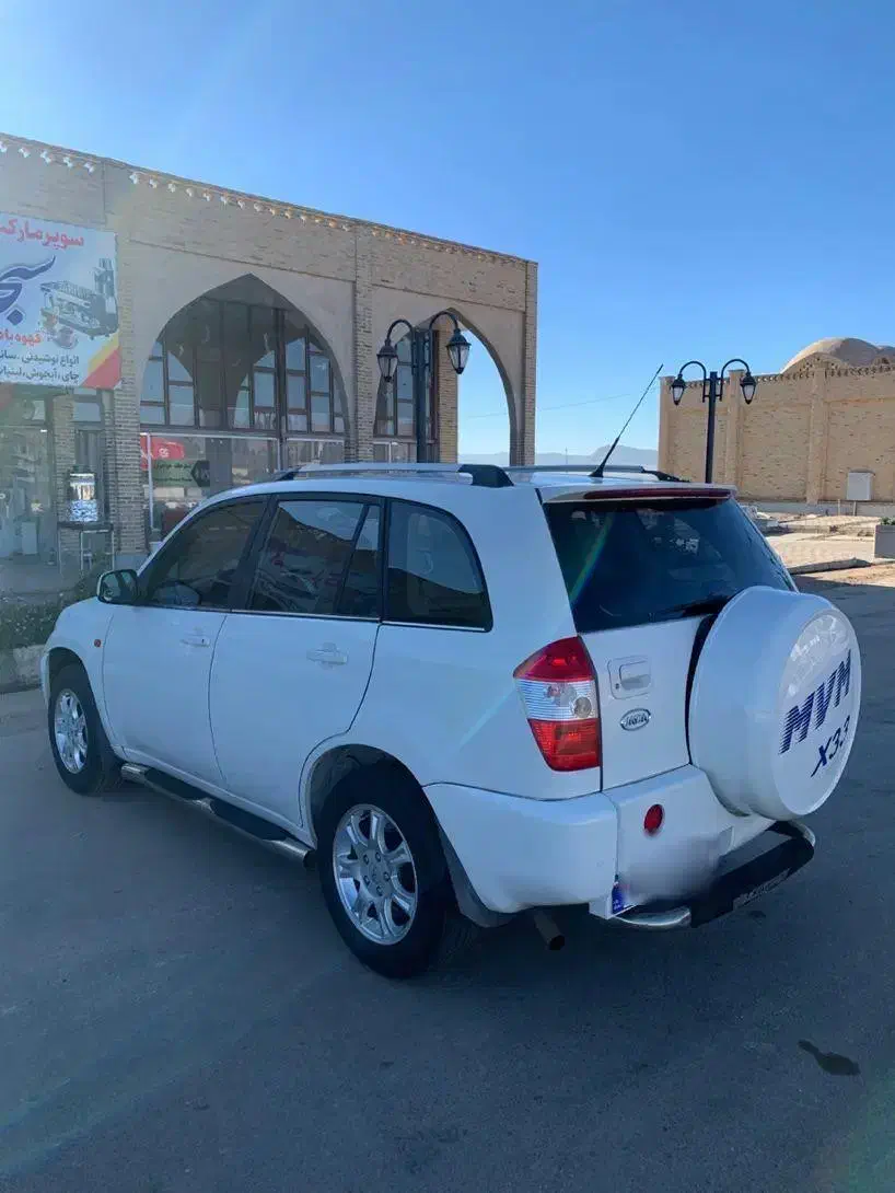 ام وی ام X33 دنده‌ای ساده - 1391