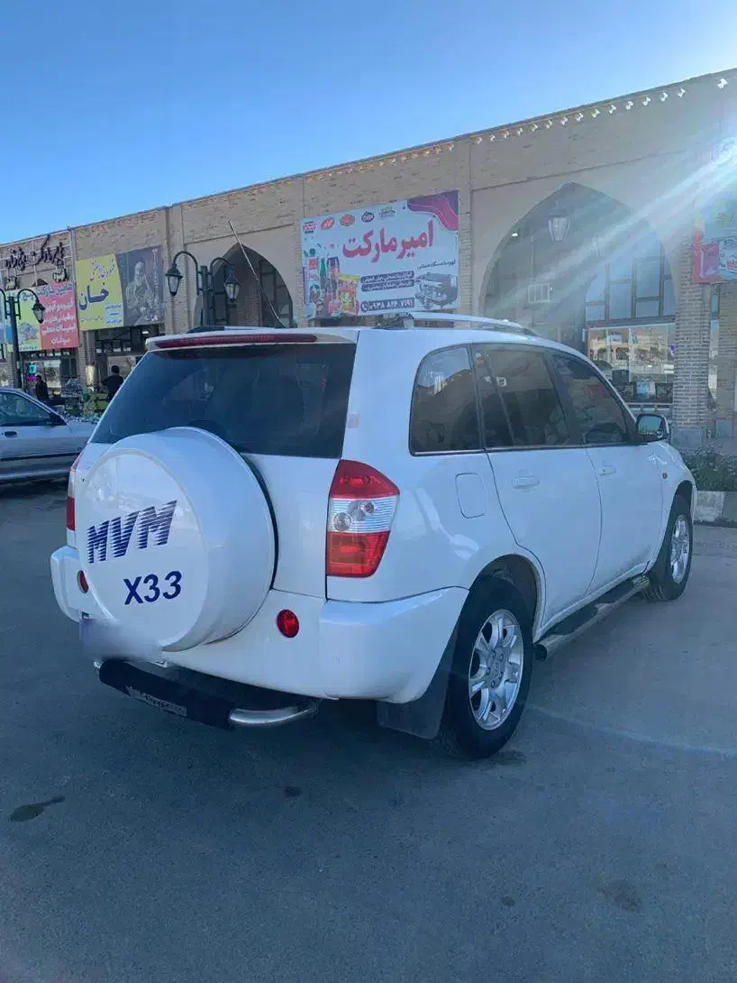 ام وی ام X33 دنده‌ای ساده - 1391