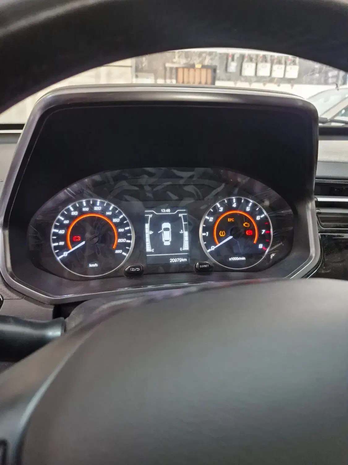 ام وی ام X22 پرو دنده‌ای - 1403