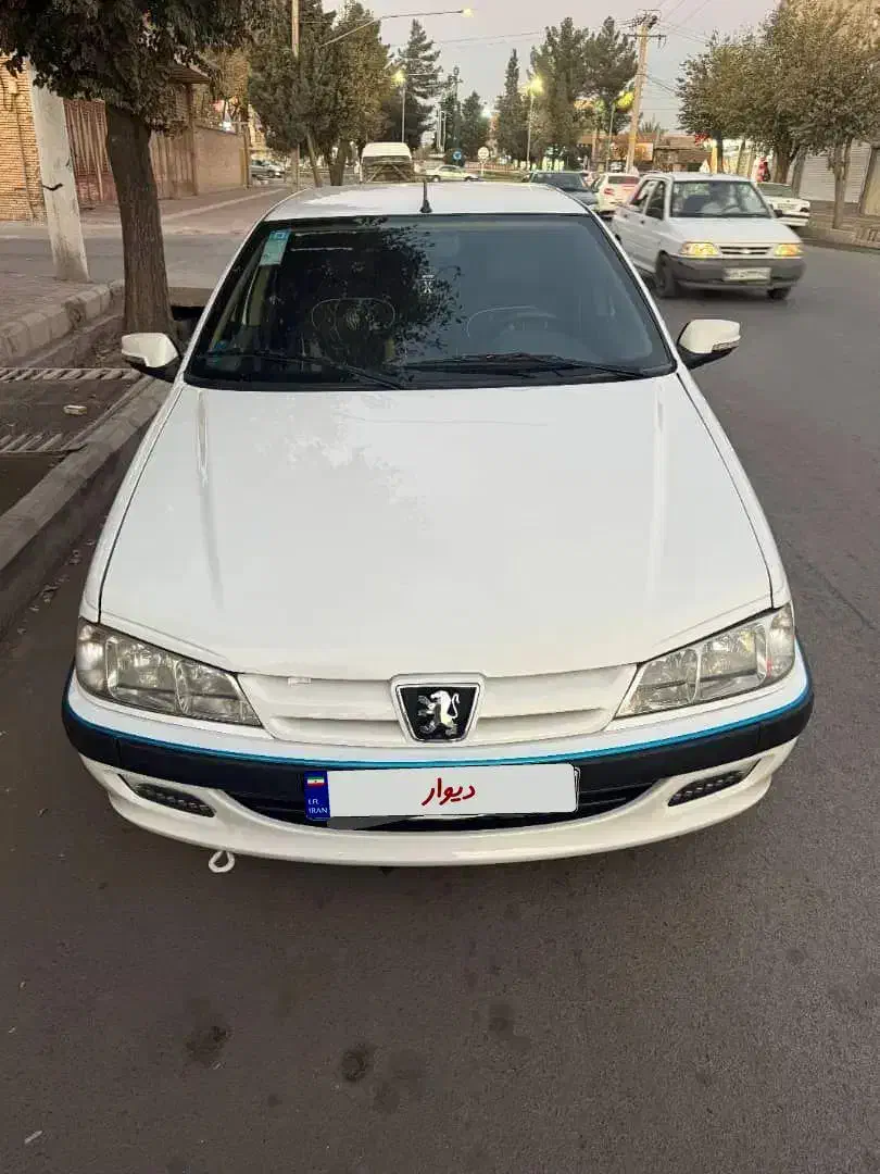 پژو پارس XU7P - 1402